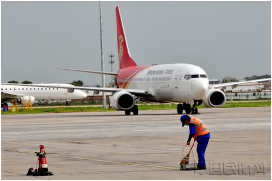 呼和浩特新建机场引领航空新时代，打造区域交通枢纽，最新消息揭秘